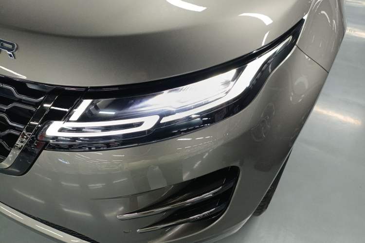 Used Land Rover Range Rover Evoque 2021 Range Rover Evoque 200 PS R-Dynamic Standard Elite Edition
