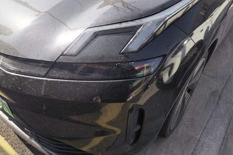 Used Lynk & Co 08 EM-P 2023 120km Long-Range Halo
