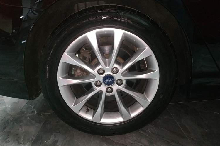 Used Ford Mondeo 2017 EcoBoost 180 Stylish Model Exterior 5