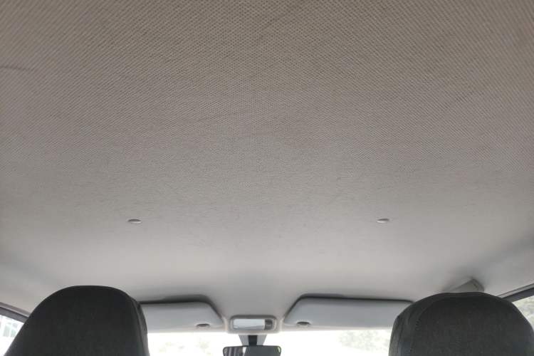 Used Wuling Hongguang MINIEV 2021 Macaron Premium Model – Lithium Iron Phosphate Headliner