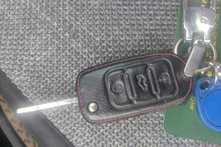 Used Skoda Octavia 2012 1.6L Manual Eado Edition Vehicle Key