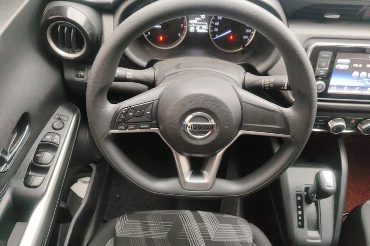 Used Nissan Kicks 2021 1.5L XL CVT Cool Enjoyment Edition Steering Wheel