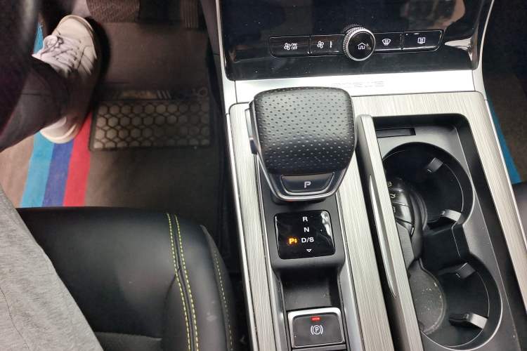 Used Roewe RX5 2021 PLUS 300TGI Automatic Ali National Trend Luxury Ronglin Edition
