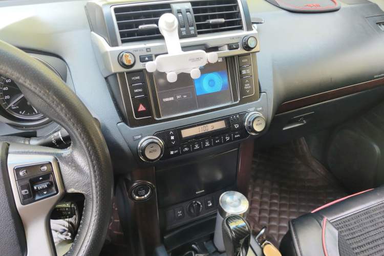 Used Toyota Prado 2016 3.5L Automatic TX-L NAVI Audio And AC Panel