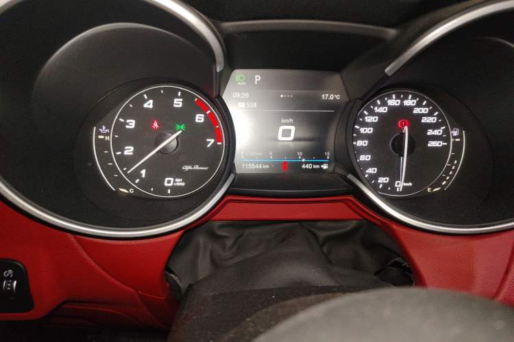 Used Alfa Romeo Stelvio 2017 2.0T 200HP Luxury Edition
