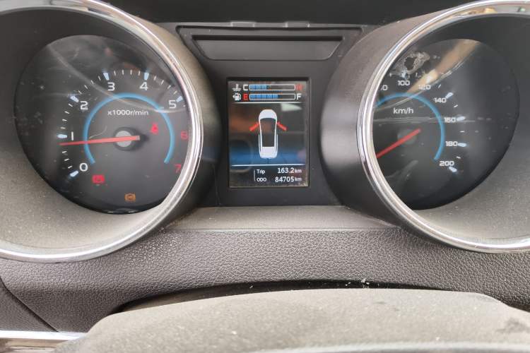 Used Lifan Auto Xuanlang 2017 1.8L Manual Comfort Model