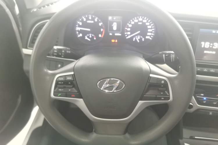 Used Hyundai Elantra (6th Generation / Lingdong) 2016 1.6L Automatic ZhiXuan – Elite Version
