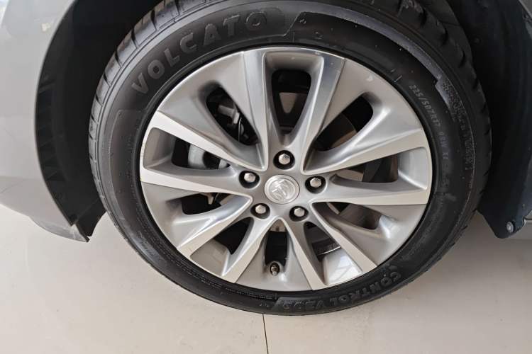 Used Buick GL6 2019 18T 6-Seater Connected Luxury Version China VI Standard
