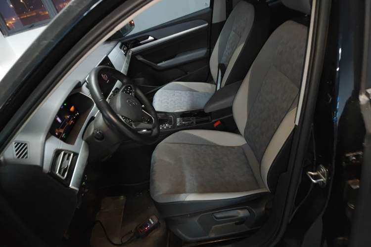 Used Volkswagen Lavida 2023 300TSI DSG Full-Comfort Edition
