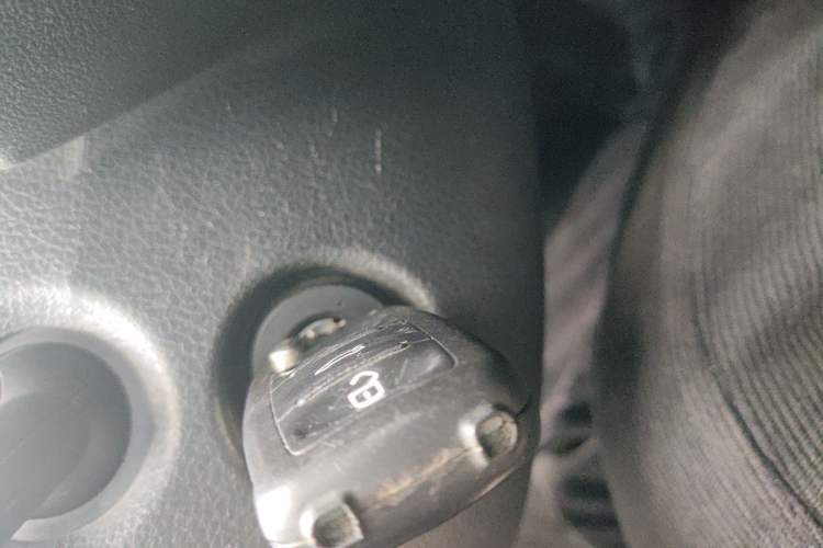 Used Volkswagen Polo 2016 1.4L Manual Fashion Model
