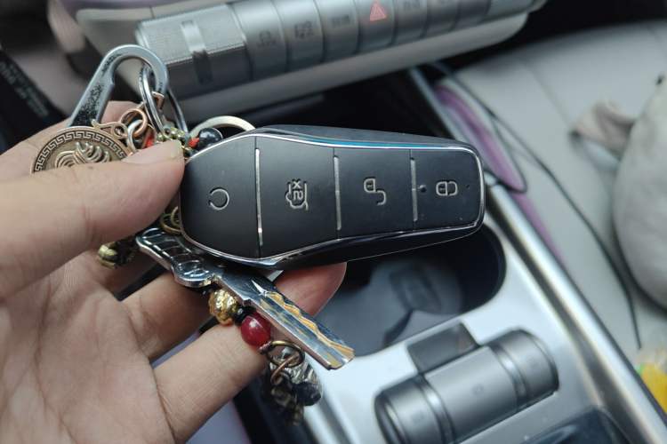 Used BYD Dolphin 2021 405 km Fashion Edition Vehicle Key