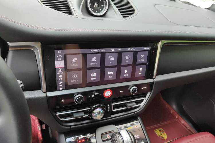 Used Porsche Macan 2022 Macan 2.0T Audio And AC Panel