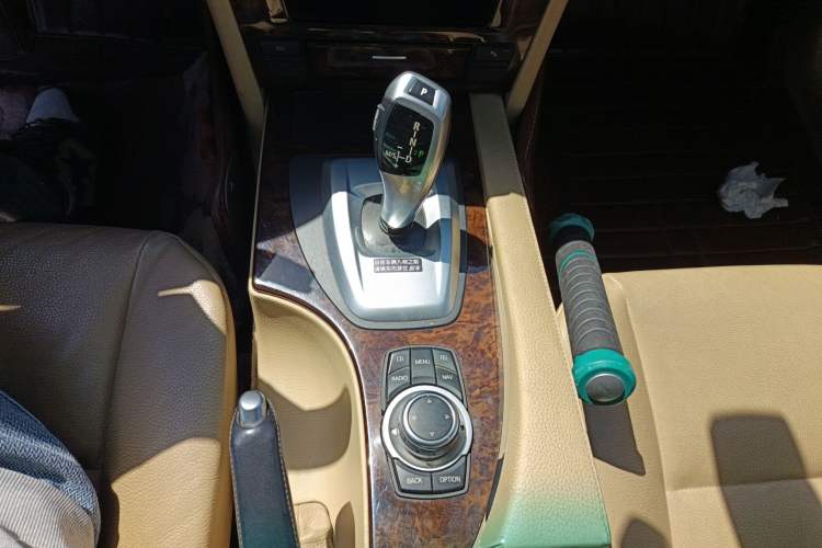 Used BMW 5 Series 2010 520Li Leading Model Gear Lever