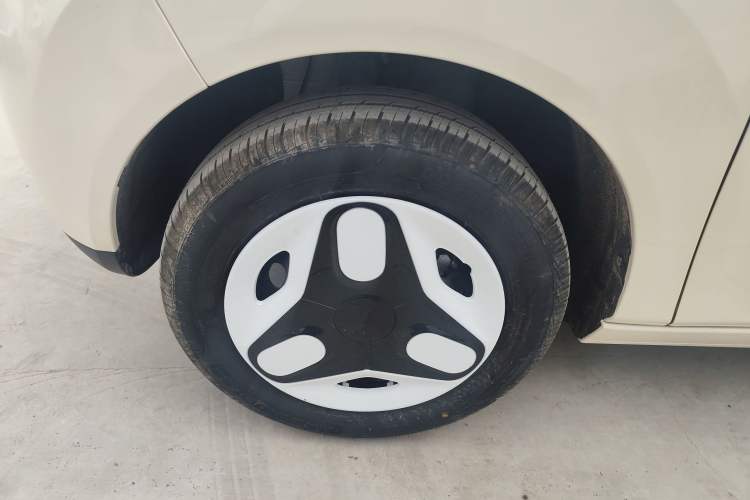 Used Geely Galaxy Panda 2025 210 km – Yuanqi Bear
