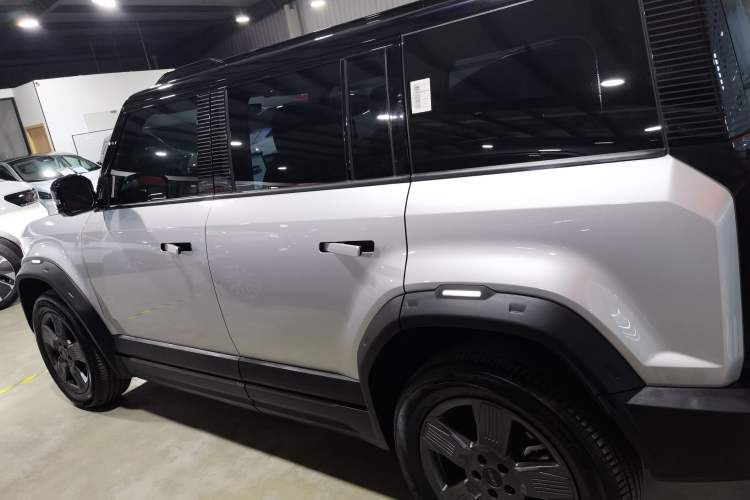 Used iCAR 03 2024 401km Range Two-Wheel Drive Standard Yuechao Version Exterior 3