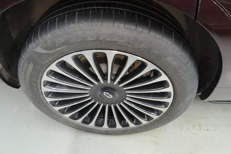 Used Hima AITO M9 2025 Extended-Range Ultra Version 52 kWh 5-Seater Edition