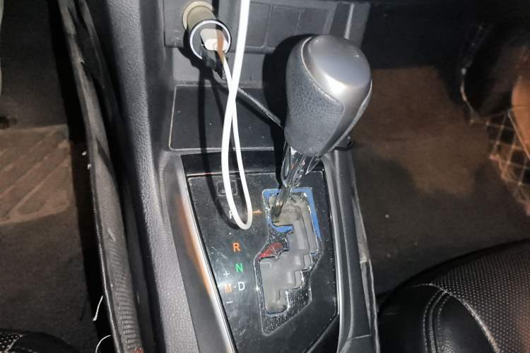 Used Toyota Levin 2016 1.6G CVT Elite Edition Gear Lever