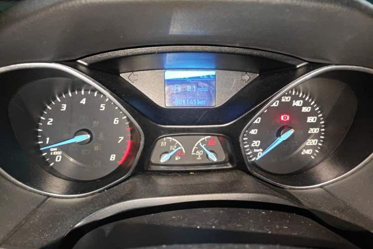 Used Ford Focus 2012 Sedan 1.6L Automatic Fashion Edition