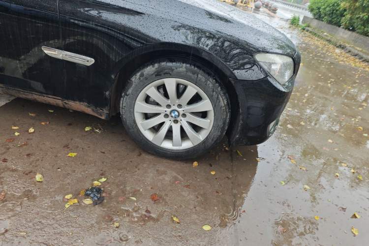 Used BMW 7 Series 2009 740Li Leading Model Right Front Wheel Hub