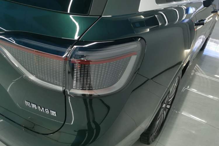 Used Hima AITO M9 2024 All-Electric Ultra Version 100 kWh 6-Seater Model