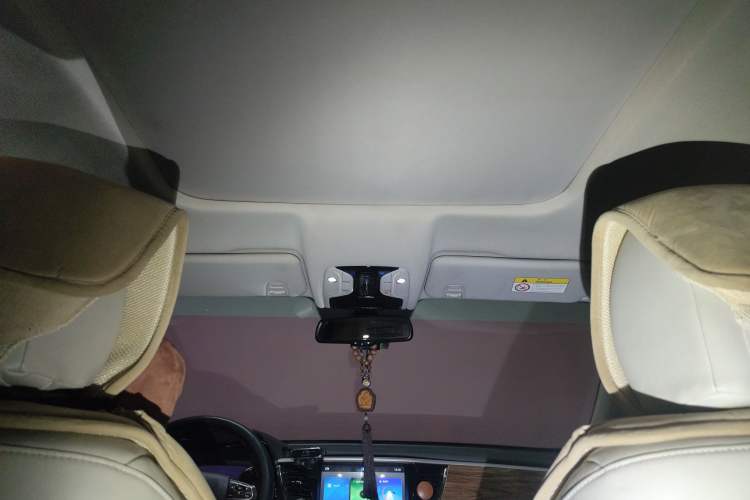 Used GAC Trumpchi GS8 2017 320T Two-Wheel Drive Luxury Smart Connectivity Version (7 Seats)