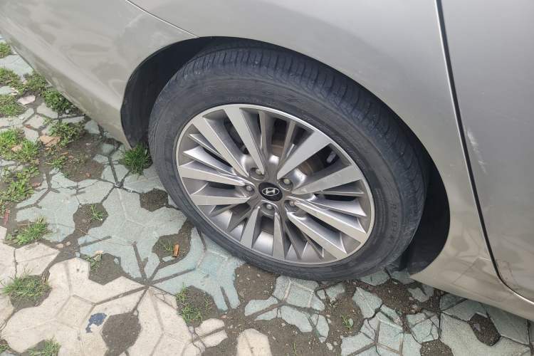 Used Hyundai Mistra 2017 1.6T Automatic Smart GLS China V Standard Right Rear Wheel Hub