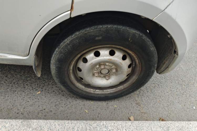 Used CHANGAN KAICHENG Star 2013 1.2L New Changan Star Basic Version Right Front Wheel Hub