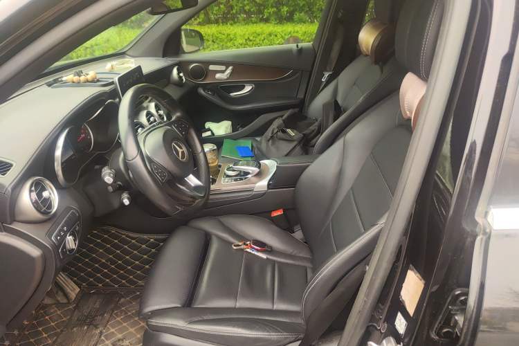 Used Mercedes-Benz GLC 2017 GLC 300 4MATIC Sport Edition
