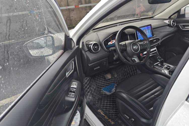 Used MG HS 2019 30T Automatic 2WD Trophy Supreme Edition China VI Standard Interior 3