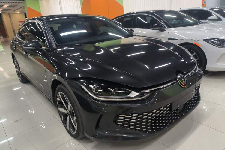 Used Volkswagen Lamando 2022 Lavida L 280TSI DSG Cool & Spicy Edition Front Right 45 Deg