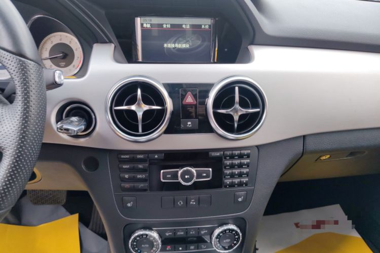 Used Mercedes-Benz GLK-Class 2013 GLK 300 4MATIC Dynamic Sunroof Model Audio And AC Panel