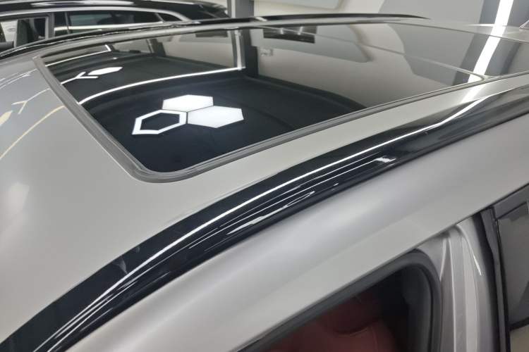 Used Toyota Crown Kluger 2021 2.5L HEV Four-Wheel Drive Flagship Edition
