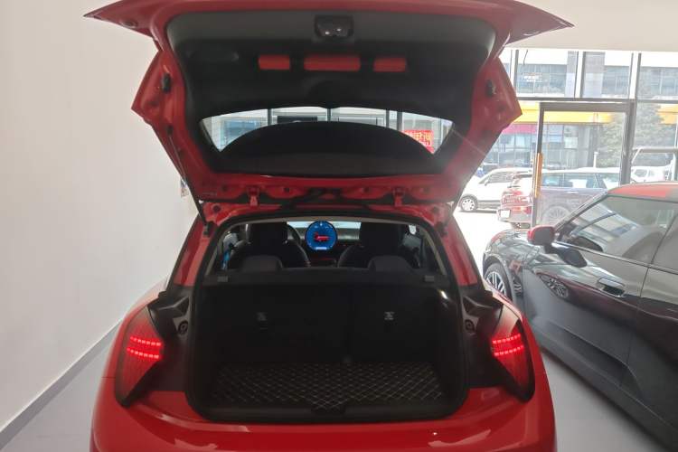 Used MINI Electric MINI COOPER 2025 456km COOPER E Classic Style
