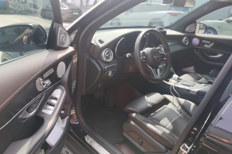 Used Mercedes-Benz GLC 2022 Facelifted GLC 260 L 4MATIC Dynamic Edition Driver Seat