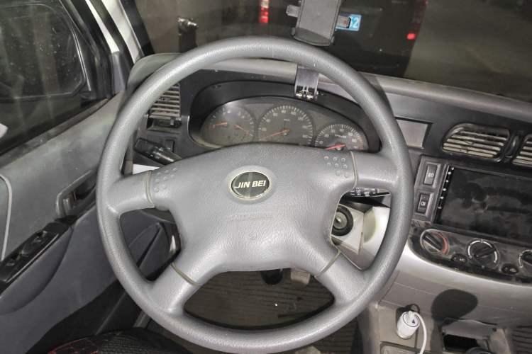 Used Jinbei Hiace 2016 2.0L Express Series Standard Version V19