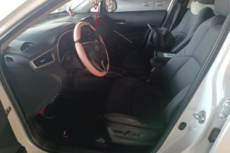 Used Toyota FRONTLANDER 2023 2.0L Smart Electric Hybrid Dual-Engine Deluxe Version Left Front Seat