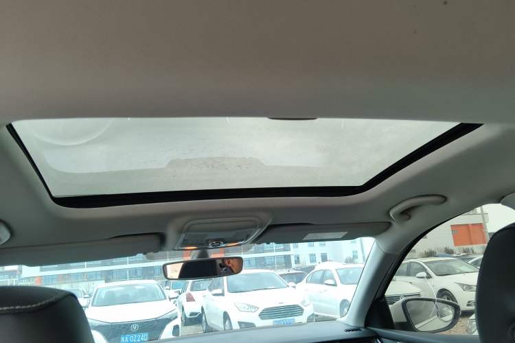 Used Skoda Octavia 2018 1.6L Automatic Luxury Edition Headliner