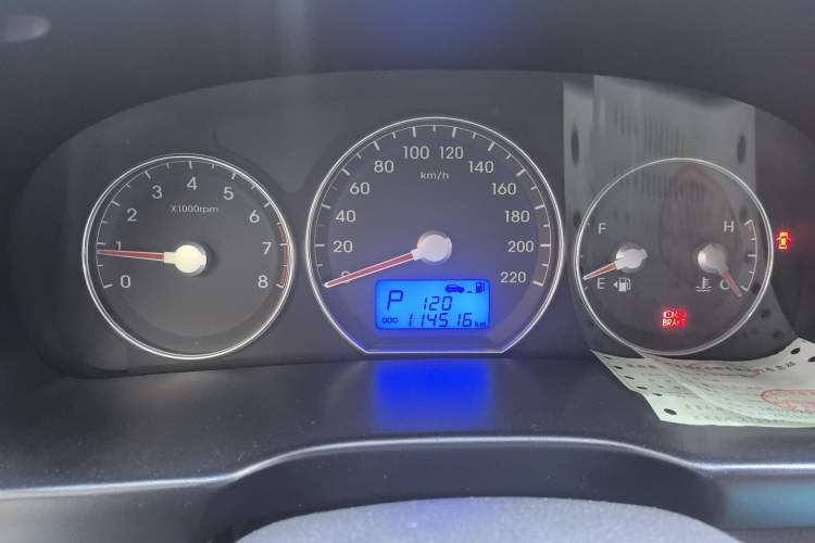 Used Hyundai Santa Fe Classic 2011 2.4 Comfort Edition 7-Seater Two-Wheel Drive