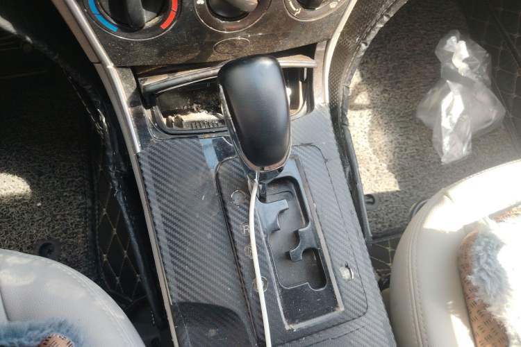 Used Mazda 6 2012 2.0L Automatic Fashion Edition Gear Lever