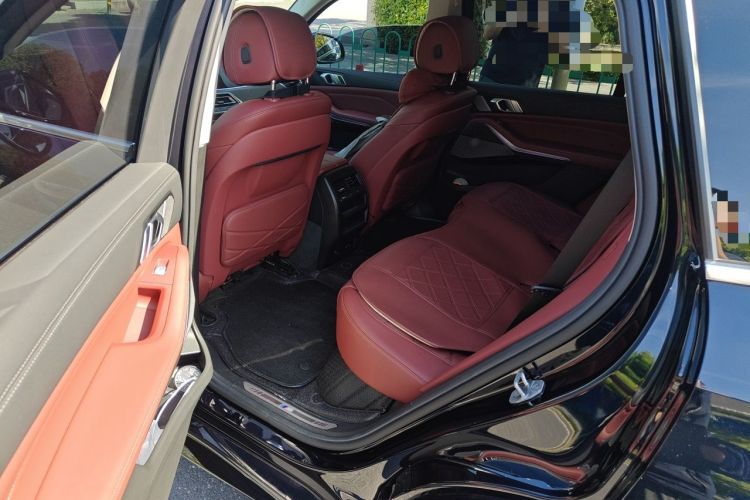 Used BMW X5 2022 Restyled xDrive 30Li Luxury Version M Sport Package
