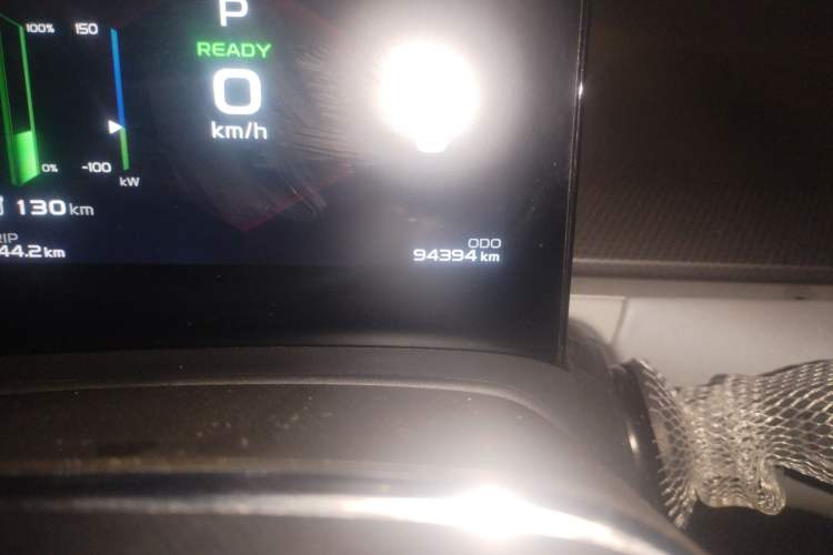 Used Geometry A 2022 Pro 430KM Commuter Edition Odometer Close Up