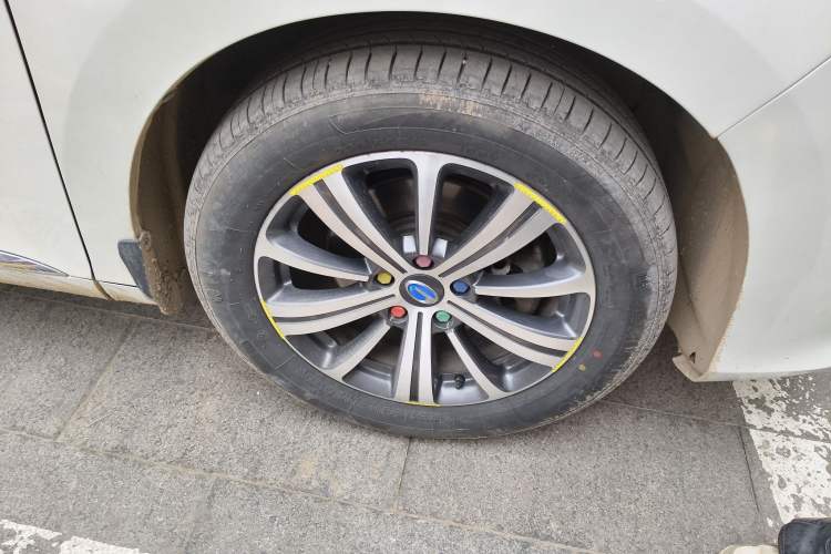 Used GAC Trumpchi M8 2018 320T Luxury Edition Right Front Wheel Hub