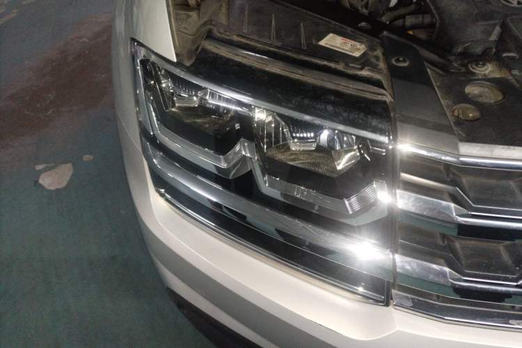 Used Volkswagen Teramont 2017 380TSI Four-Wheel Drive Comfort Edition Right Front Headlight