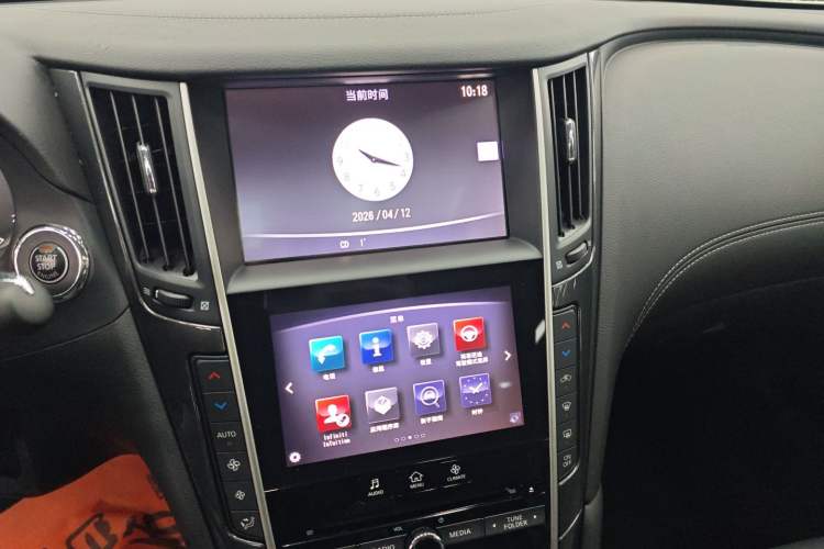 Used Infiniti Q50L 2018 2.0T Comfort Edition China VI Standard Audio And AC Panel