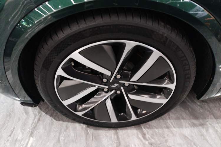 Used Li Auto L9 2022 Max model
