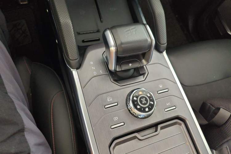 Used JETOUR Traveler 2023 2.0T All-Wheel-Drive CrossPRO
