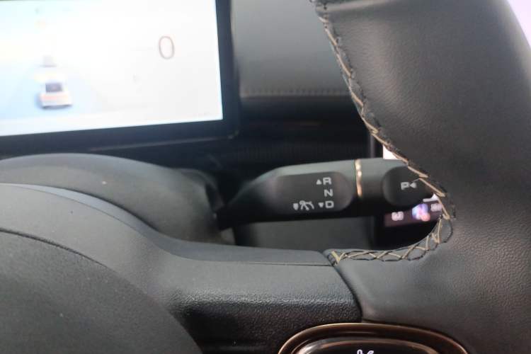 Used Baojun Enjoy 2025 Plug-in Hybrid 140km Luxury Edition Gear Lever