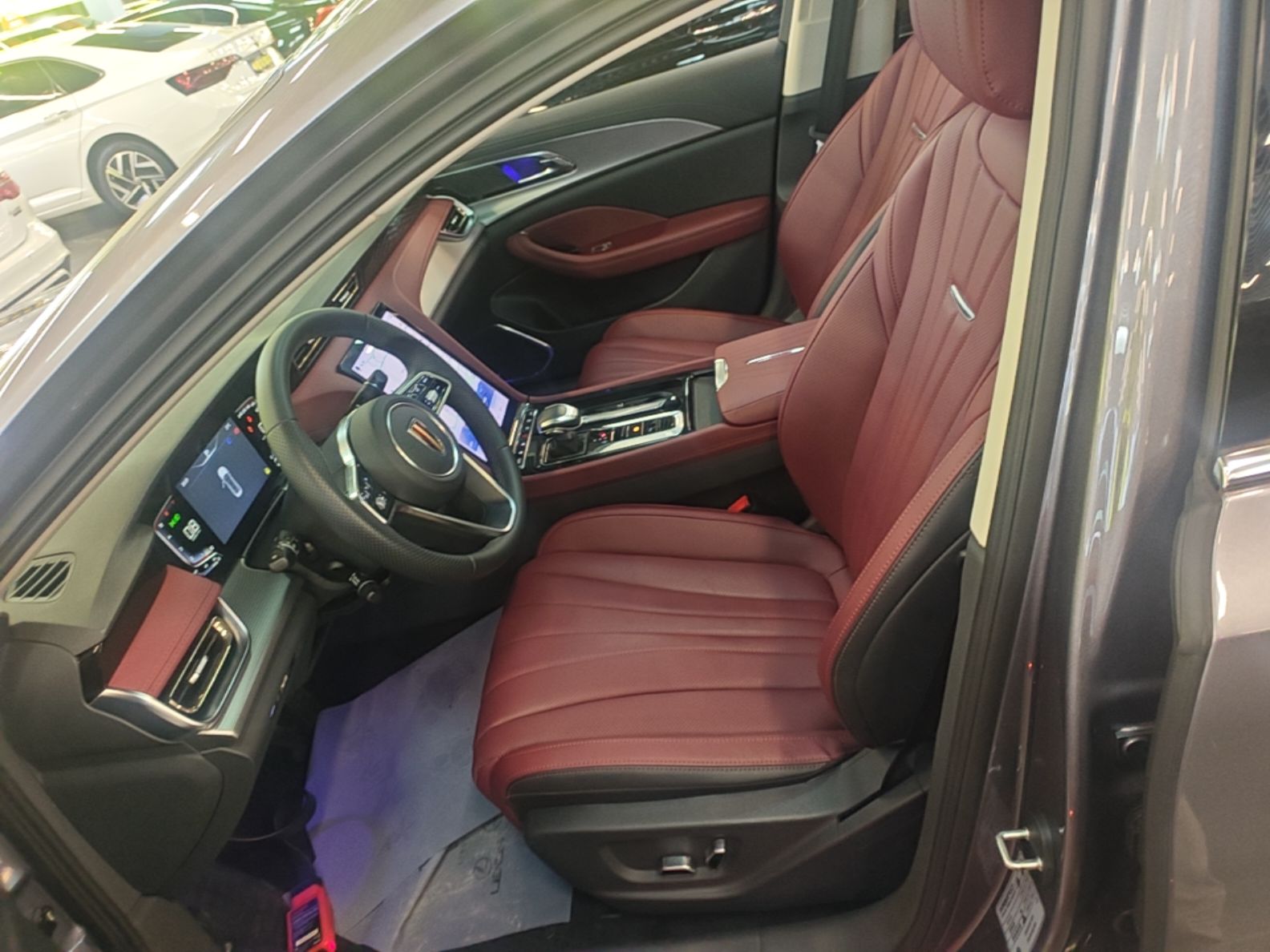 Hongqi H5 2023 1.5T DCT Smart Connect Flagship Edition - Chinese Trim Yun — снимка 17