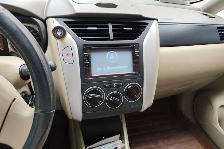 Used Venucia D50 2014 1.6L Manual Splendid Edition
