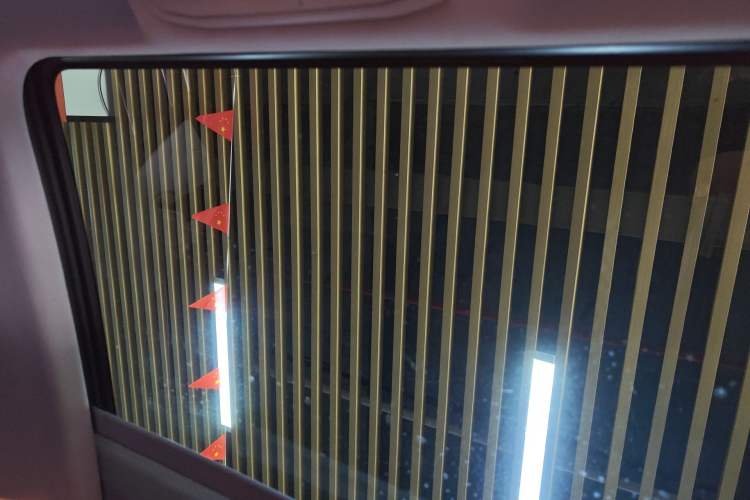 Used Volkswagen C-TREK 2017 1.6L Automatic Comfort Model Headliner